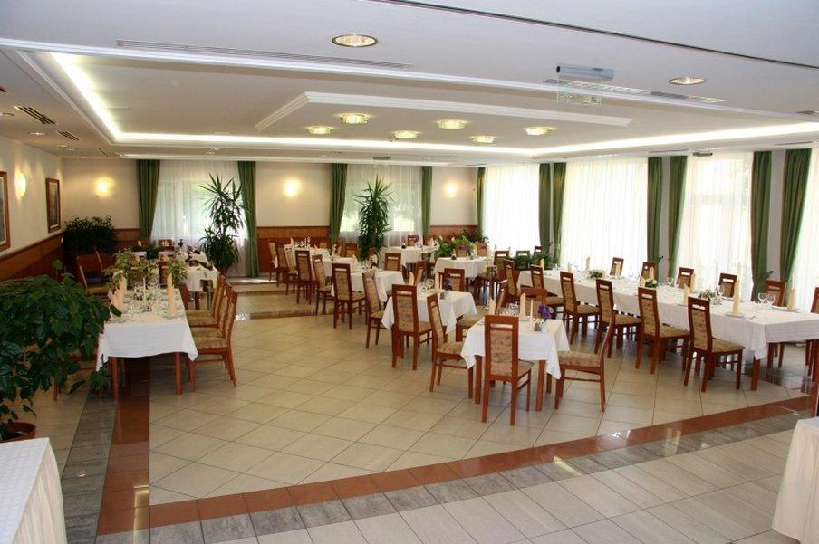 Garden Wellness Es Konferencia 4*