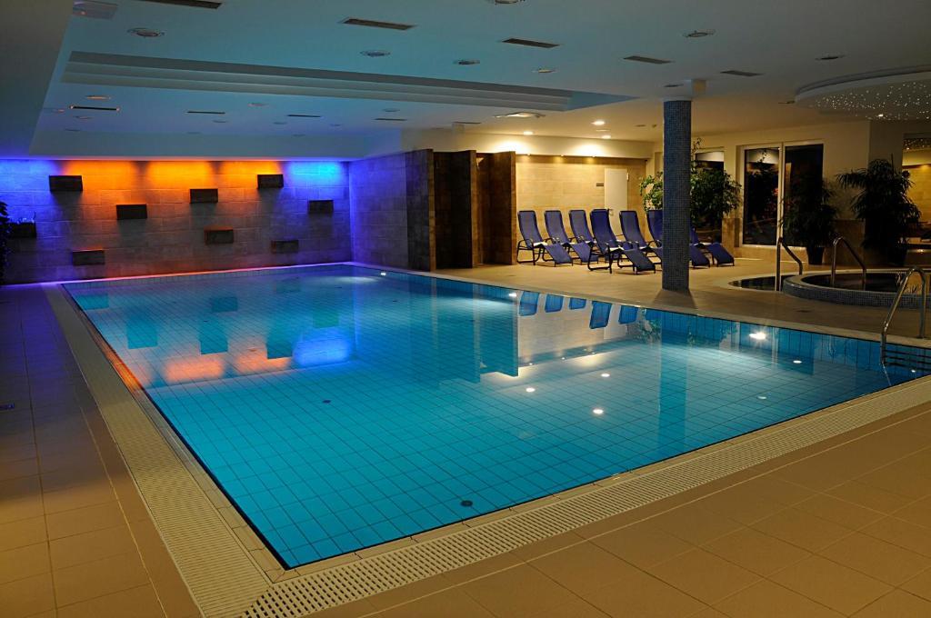 Garden Wellness Es Konferencia Отель